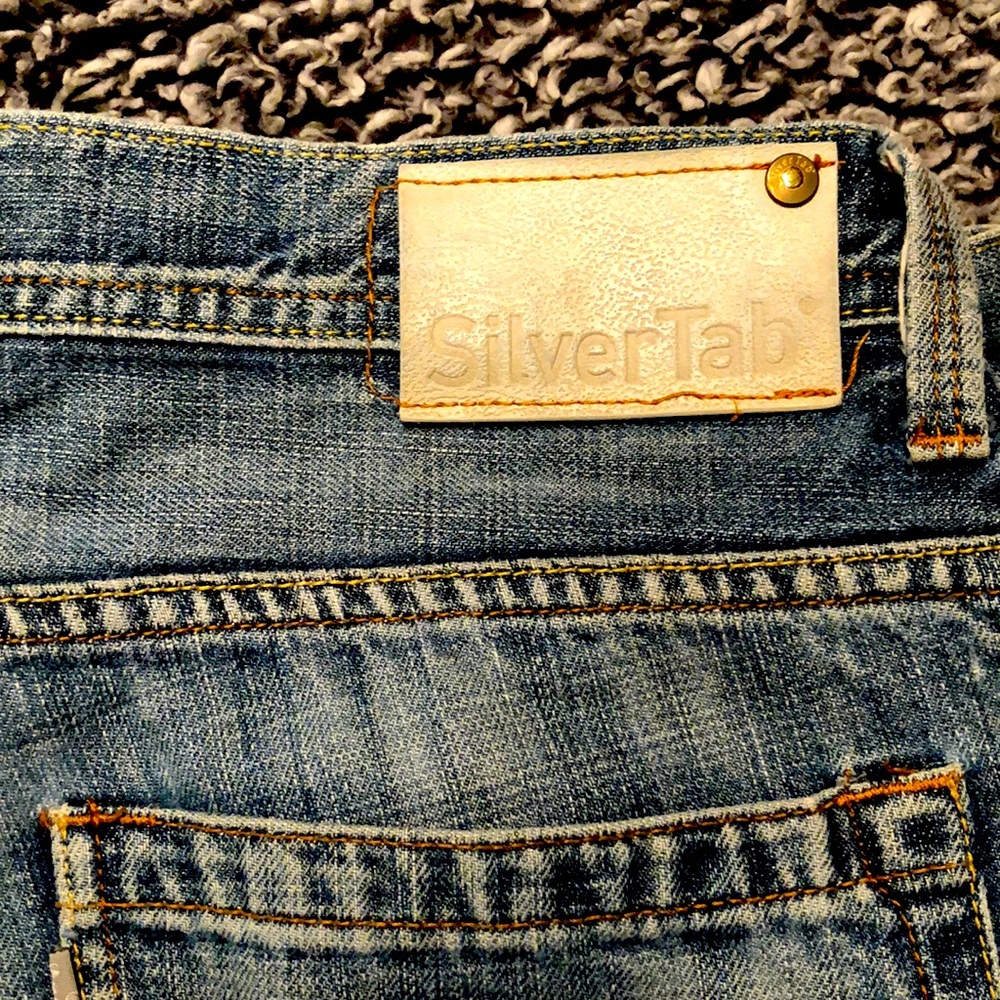 Men’s SilverTab blue jeans